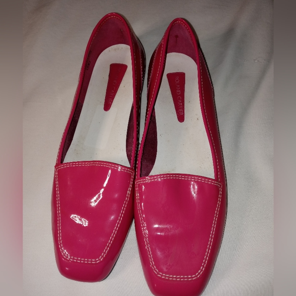 Vintage Roland Cartier Bight Pink Patent Leather with 1" Hidden Heel